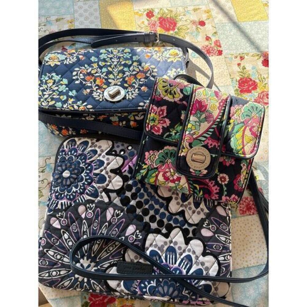 Vera Bradley 4 pieces bags and wallet